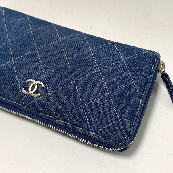 シャネル デニム財布 メンテナンス後：深いブルーへの染め直しリペア