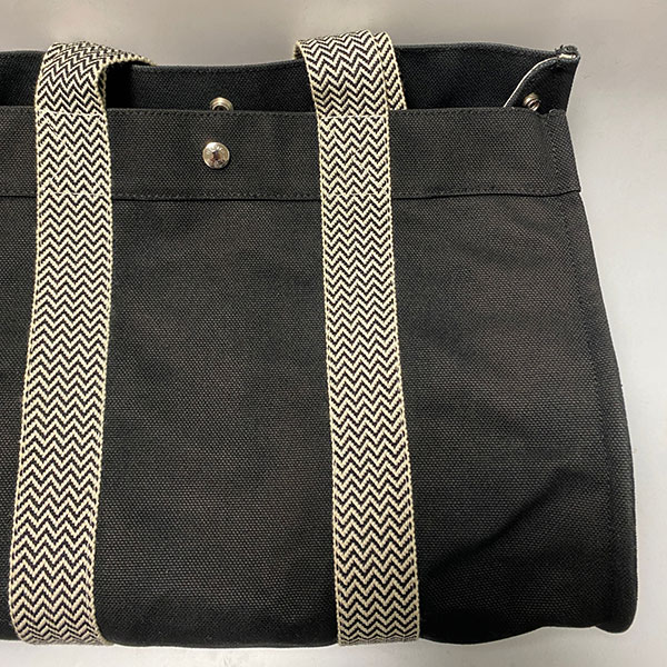 エルメス キャンバス生地のカビ取り・染め直し　ビフォーアフター