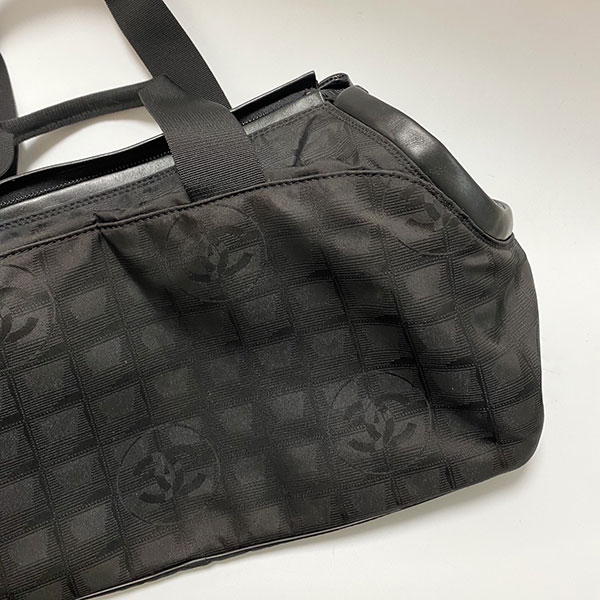 シャネル トラベルライン 染め直し後：赤変を黒染めでリペア完了