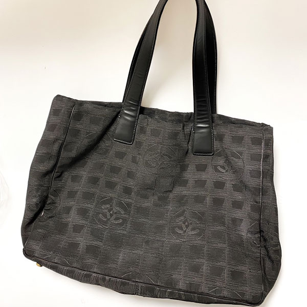 シャネル トラベルライン カラーチェンジ後：ベージュから黒へ染め替えリペア