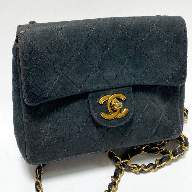 シャネル ミニマトラッセ 染め直し ビフォー