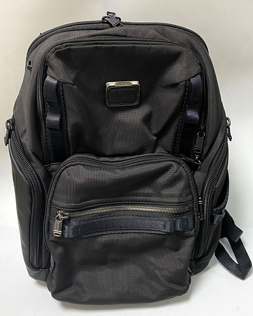 TUMI リュック クリーニング 色褪せ 染め直し ビフォーアフター