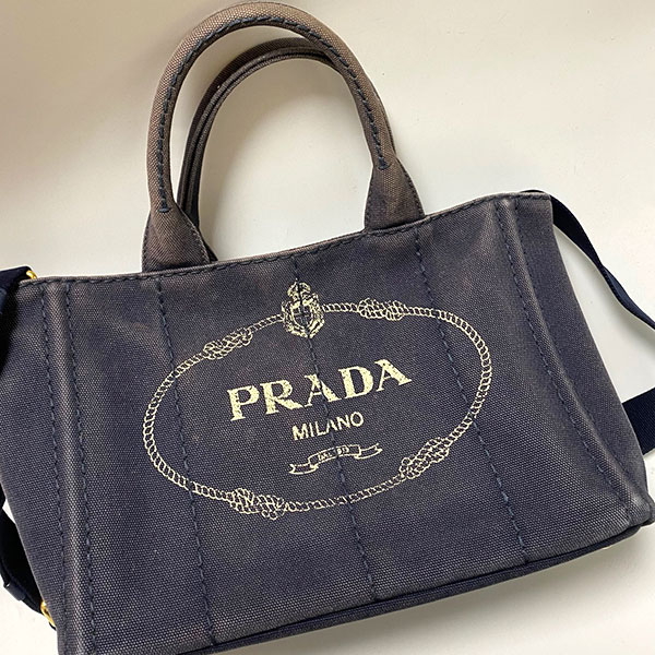 プラダ カナパ クリーニング 染め直し 色褪せ カビ跡 白抜け